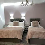Bed and Breakfast Atlantic Lodge, Main Street Ardara