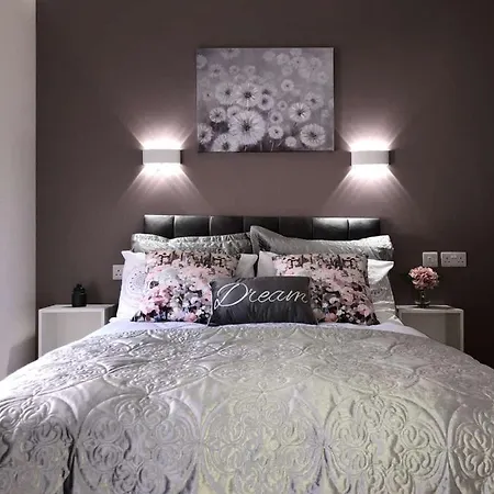 Atlantic Lodge, Main Street B&B 아르다라