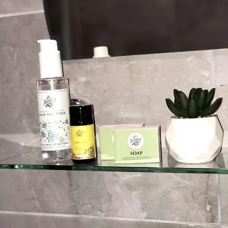 Bed & Breakfast Atlantic Lodge, Main Street Ardara