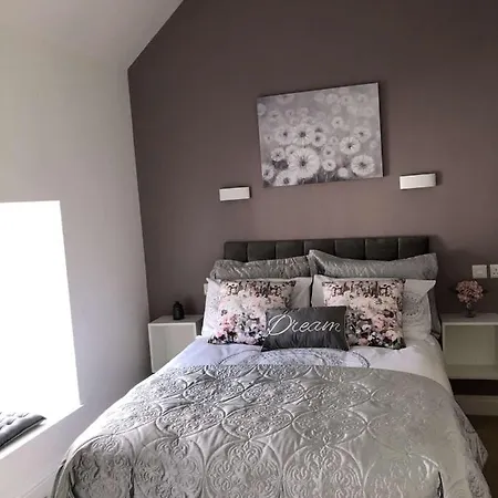 Atlantic Lodge, Main Street Ardara