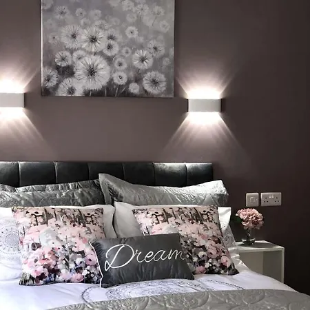 Atlantic Lodge, Main Street Bed & Breakfast 5*