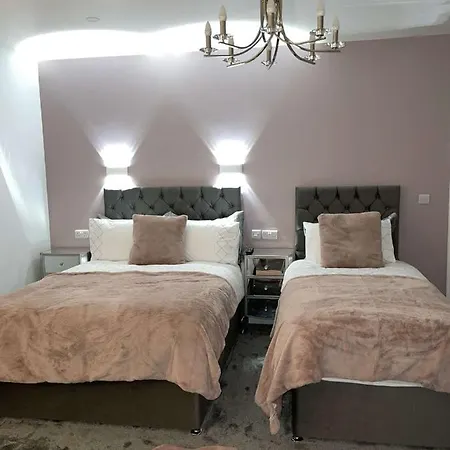 Bed & Breakfast Atlantic Lodge, Main Street Ardara