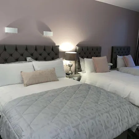 Atlantic Lodge, Main Street Couette-café 5*