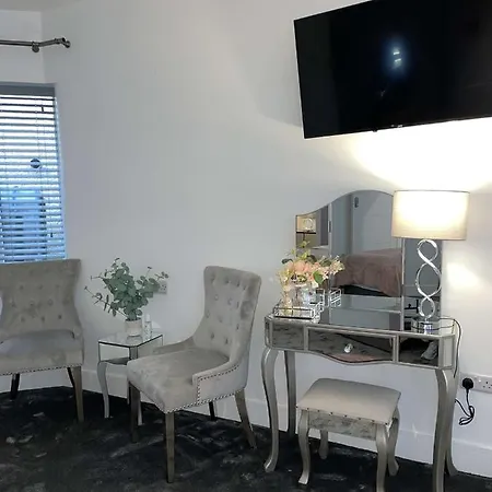 Atlantic Lodge, Main Street Bed & Breakfast 5*