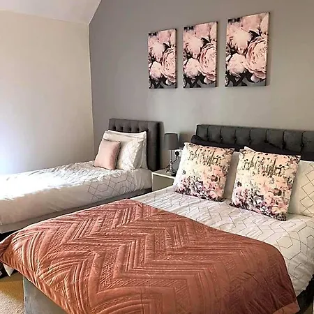 فندق مبيت وإفطار Atlantic Lodge, Main Street