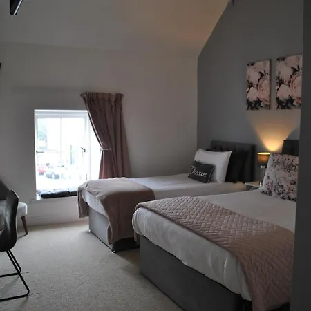 Atlantic Lodge, Main Street 5* Ardara