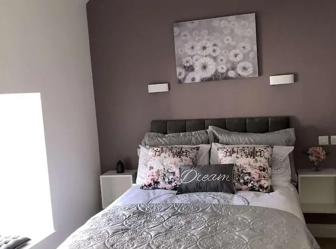 Atlantic Lodge, Main Street Ardara