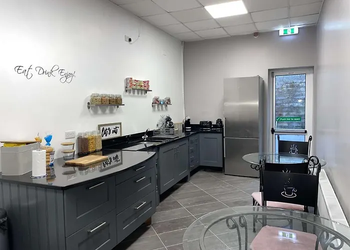 Atlantic Lodge, Main Street Bed & Breakfast Ardara